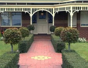 Entrance Pathway With Hedge.jpg